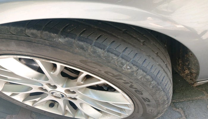 2012 Jaguar XF 3.0 DIESEL, Diesel, Automatic, 80,541 km, tyre