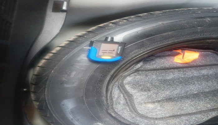 2021 Hyundai NEW I20 MAGNA 1.2 MT, Petrol, Manual, 42,056 km, tyre