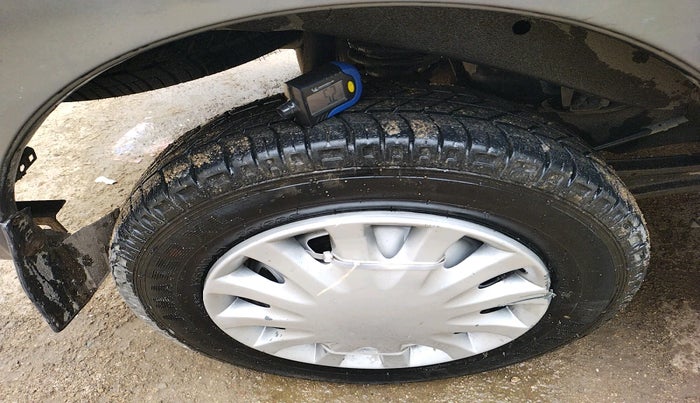 2019 Maruti Eeco 7 STR, Petrol, Manual, 7,495 km, tyre