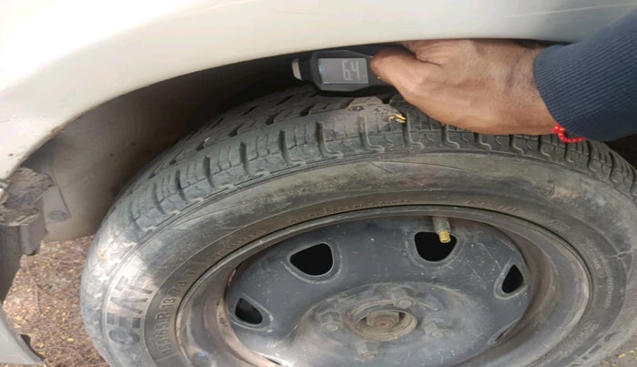 2014 Maruti Alto K10 VXI, Petrol, Manual, 67,487 km, tyre