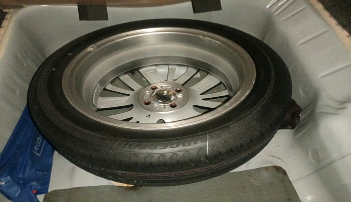 2021 Honda City 1.5L I-VTEC VX, Petrol, Manual, 33,774 km, tyre