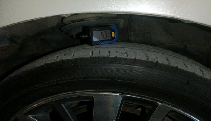 2021 Honda City 1.5L I-VTEC VX, Petrol, Manual, 33,774 km, tyre