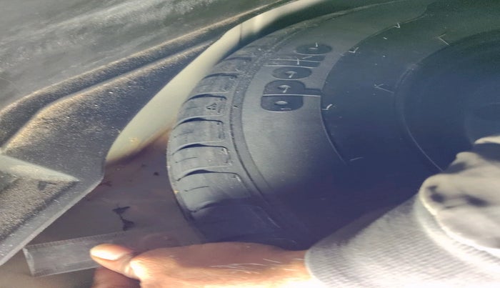 2023 Maruti Swift VXI, Petrol, Manual, 51,831 km, tyre