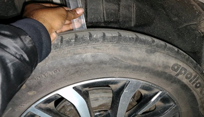 2023 Maruti Swift VXI, Petrol, Manual, 51,831 km, tyre