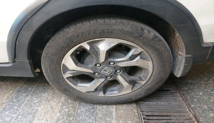 2016 Honda BR-V 1.5L I-VTEC V CVT, Petrol, Automatic, 1,02,959 km, tyre