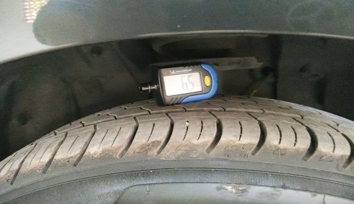 2020 Tata ALTROZ XZ PETROL, Petrol, Manual, 48,710 km, tyre