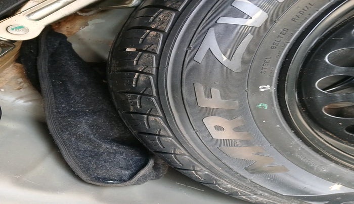 2017 Maruti Baleno DELTA PETROL 1.2, Petrol, Manual, 1,10,161 km, tyre