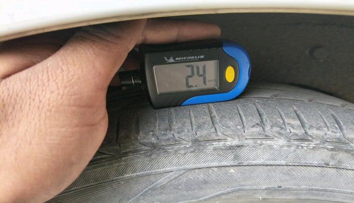 2014 Maruti Alto K10 VXI, Petrol, Manual, 1,16,505 km, tyre