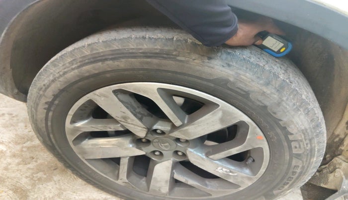 2021 Tata Safari XZ PLUS 6 S, Diesel, Manual, 1,42,175 km, tyre