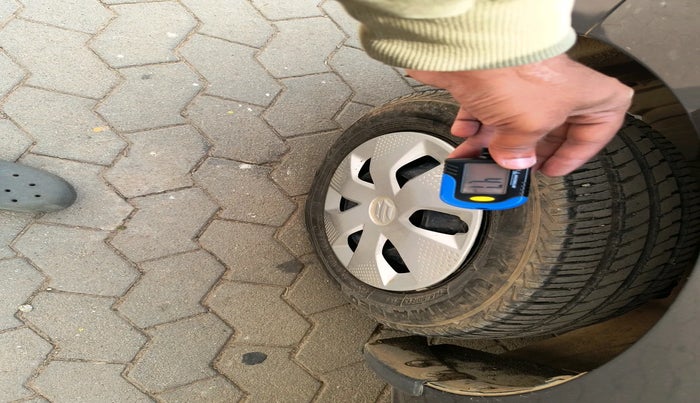 2023 Maruti Alto K10 VXI, Petrol, Manual, 14,404 km, tyre