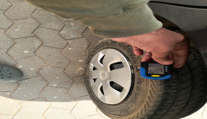 2023 Maruti Alto K10 VXI, Petrol, Manual, 14,404 km, tyre