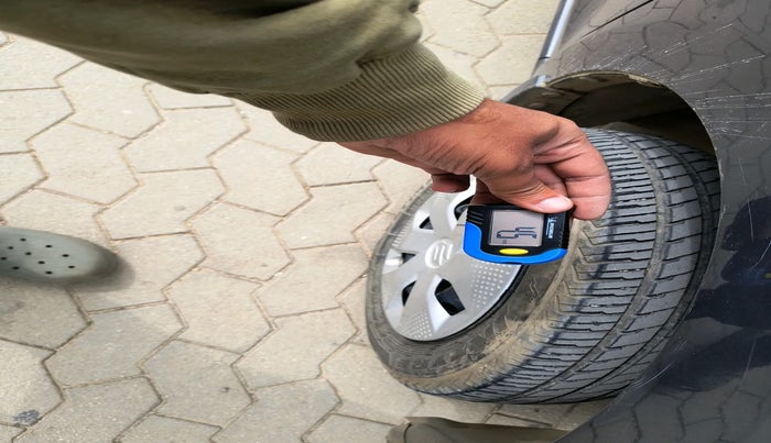 2023 Maruti Alto K10 VXI, Petrol, Manual, 14,404 km, tyre