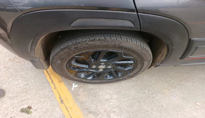 2024 Maruti FRONX DELTA PLUS 1.2MT, Petrol, Manual, 22,474 km, tyre