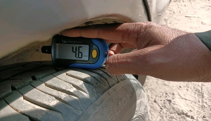 2014 Honda Brio S MT, Petrol, Manual, 54,723 km, tyre