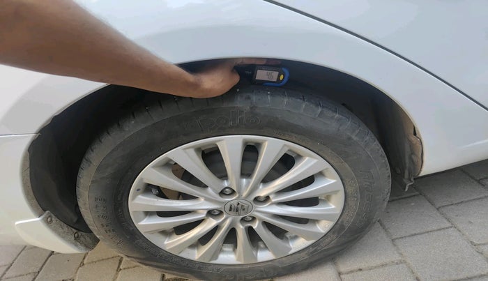 2018 Maruti Ciaz ZETA AT 1.5  SHVS PETROL, Petrol, Automatic, 64,200 km, tyre