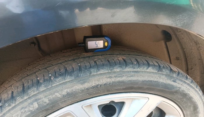 2021 Tata ALTROZ XT PETROL, Petrol, Manual, 39,860 km, tyre