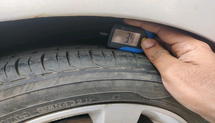 2013 Hyundai Verna FLUIDIC 1.6 VTVT SX, Petrol, Manual, 92,536 km, tyre