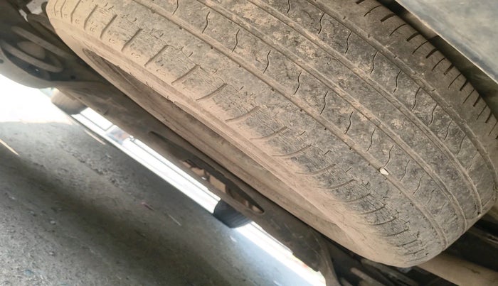 2019 Mahindra MARAZZO M2 8 STR, Diesel, Manual, 1,68,900 km, tyre