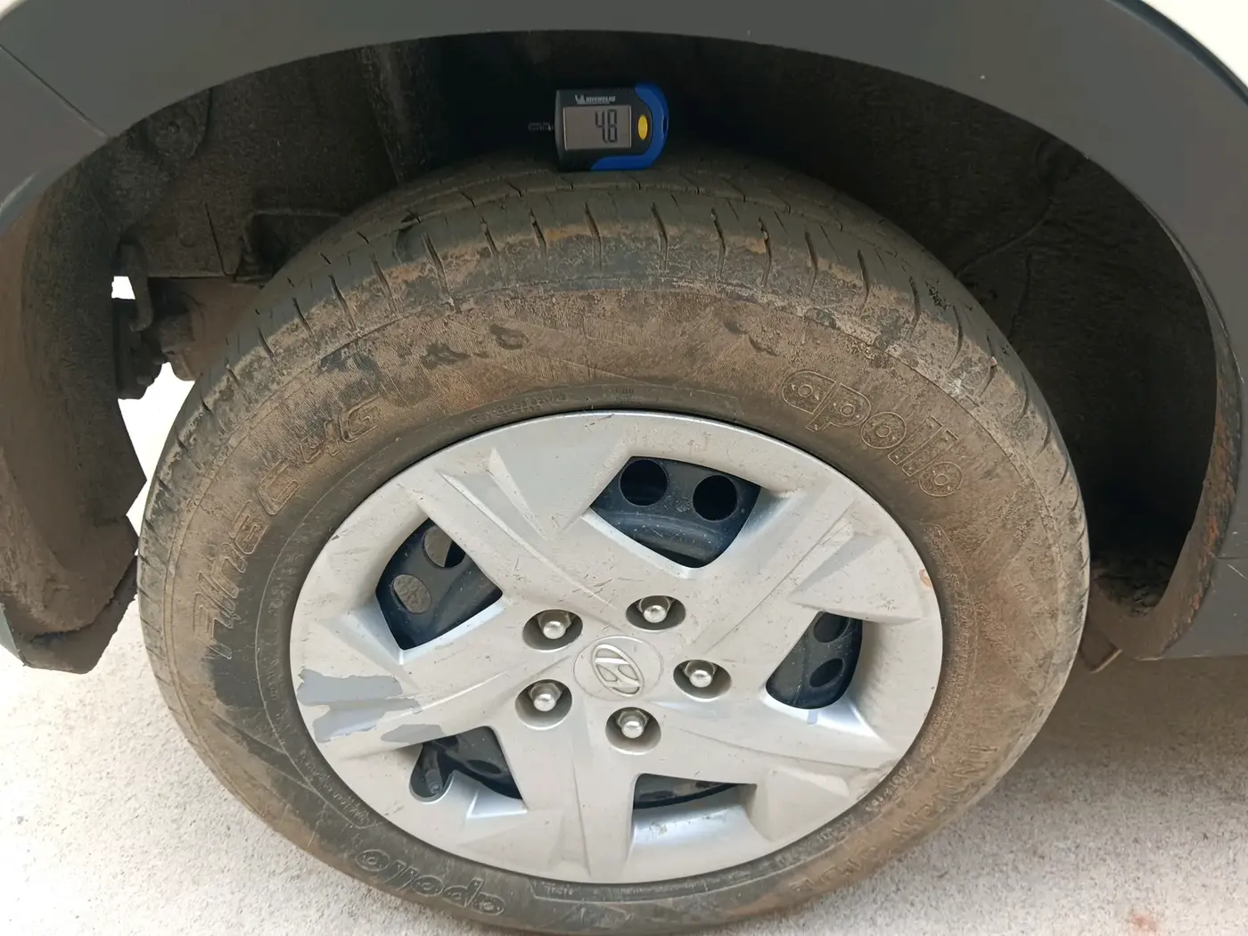 2022 Hyundai VENUE E 1.2, Petrol, Manual, 47,055 km, tyre