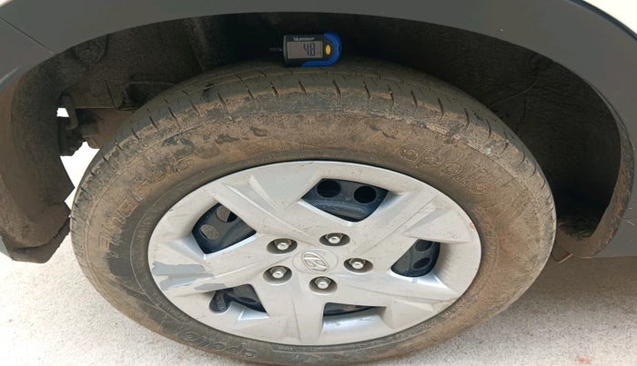 2022 Hyundai VENUE E 1.2, Petrol, Manual, 47,055 km, tyre