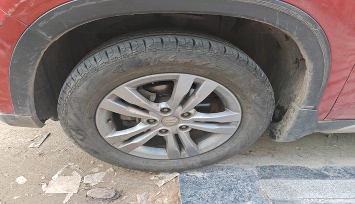 2016 Maruti Vitara Brezza ZDI PLUS, Diesel, Manual, 1,25,458 km, tyre