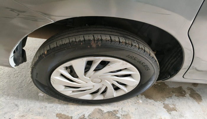 2022 Maruti Ertiga VXI CNG, Petrol, Manual, 1,90,463 km, tyre