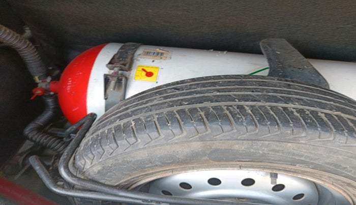 2021 Maruti New Wagon-R LXI CNG 1.0, Petrol, Manual, 93,016 km, tyre