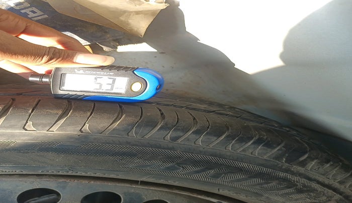 2014 Hyundai Xcent S 1.2, Petrol, Manual, 73,705 km, tyre