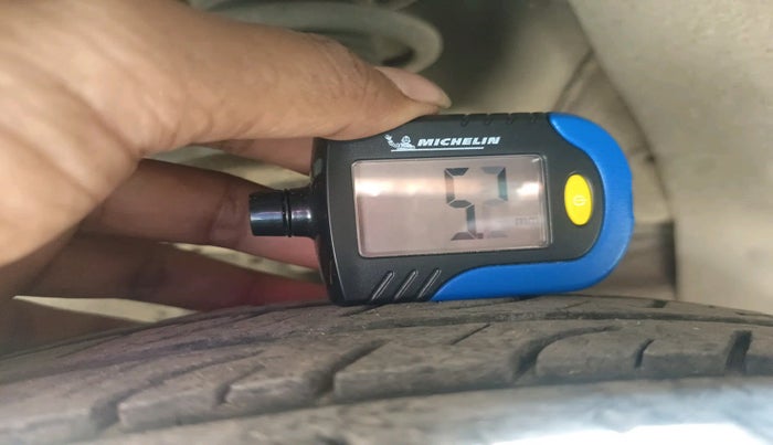 2014 Hyundai Xcent S 1.2, Petrol, Manual, 73,705 km, tyre