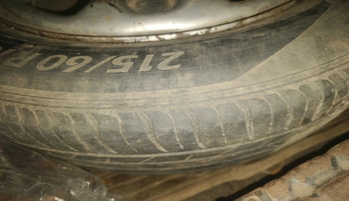 2014 Renault Duster 85 PS RXL DIESEL, Diesel, Manual, 2,11,835 km, tyre