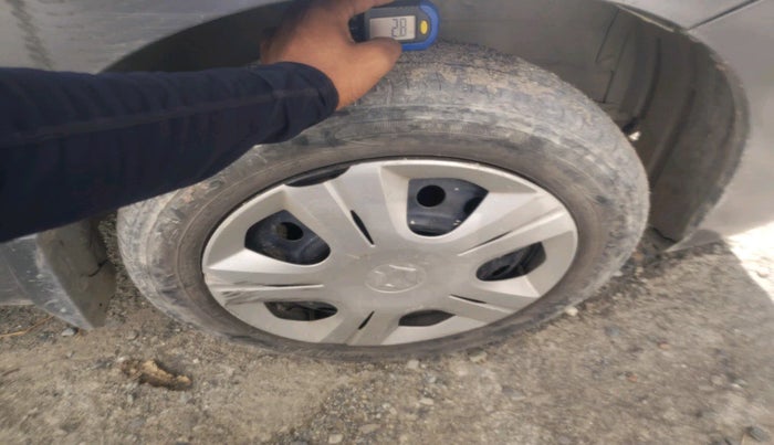 2016 Maruti Wagon R 1.0 VXI, Petrol, Manual, 53,375 km, tyre