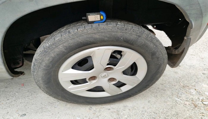 2016 Renault Kwid RXT 0.8, Petrol, Manual, 49,445 km, tyre