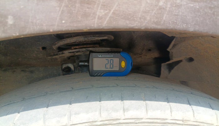 2017 Maruti Ciaz ZDI+ SHVS, Diesel, Manual, 1,12,794 km, tyre