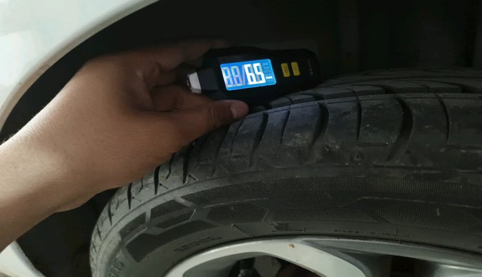 2020 Hyundai Elite i20 ASTA 1.2 (O), Petrol, Manual, 37,527 km, tyre