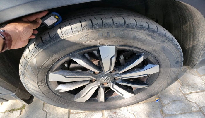 2019 MG HECTOR SHARP HYBRID 1.5 PETROL, Petrol, Manual, 67,810 km, tyre