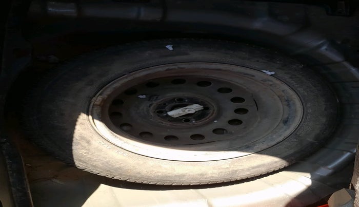 2013 Hyundai i20 MAGNA 1.2, Petrol, Manual, 68,182 km, tyre