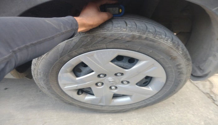 2019 Hyundai VENUE S 1.0 TURBO MT, Petrol, Manual, 66,699 km, tyre