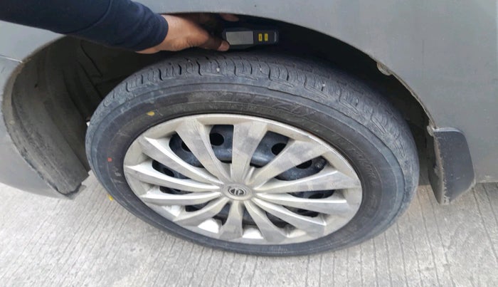 2014 Maruti Wagon R 1.0 VXI, Petrol, Manual, 92,174 km, tyre