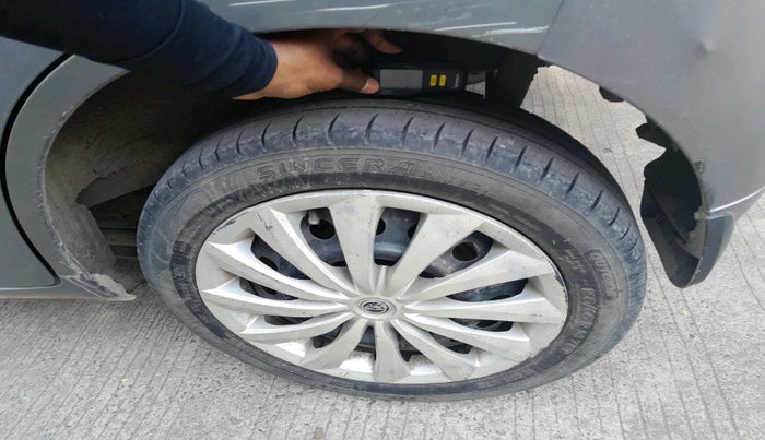 2014 Maruti Wagon R 1.0 VXI, Petrol, Manual, 92,174 km, tyre