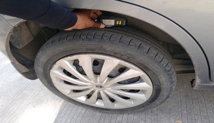 2014 Maruti Wagon R 1.0 VXI, Petrol, Manual, 92,174 km, tyre