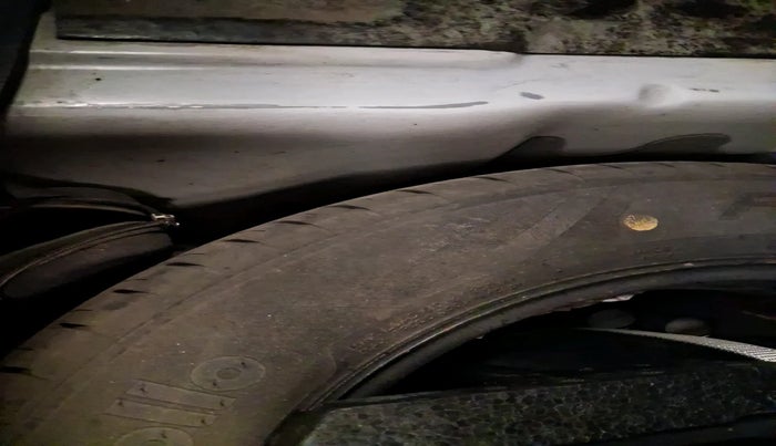 2022 Volkswagen TAIGUN TOPLINE 1.0 TSI AT, Petrol, Automatic, 1,19,877 km, tyre