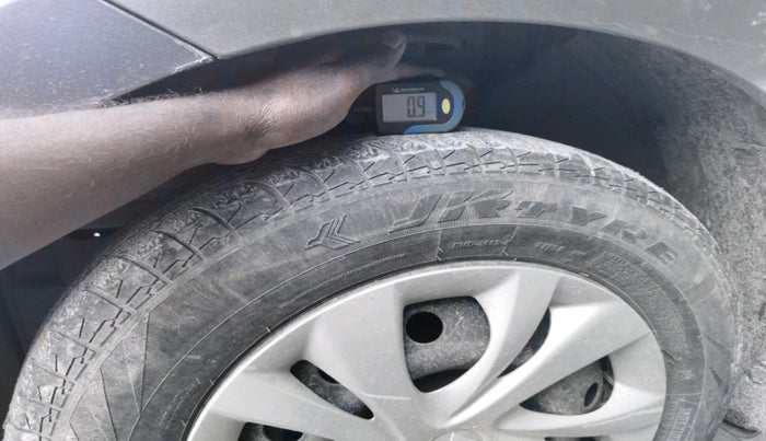 2023 Maruti Swift VXI, Petrol, Manual, 60,250 km, tyre