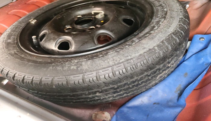 2013 Maruti Alto K10 VXI, Petrol, Manual, 93,236 km, tyre