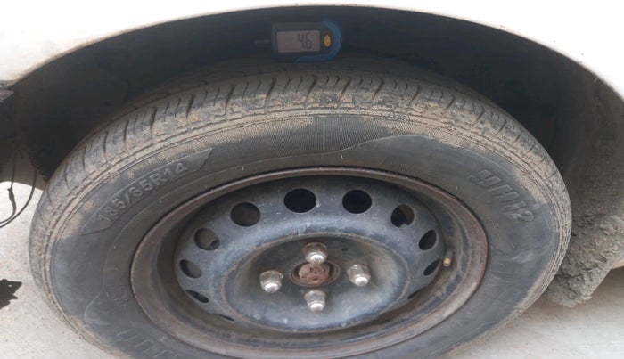 2011 Hyundai i20 MAGNA 1.4 CRDI, Diesel, Manual, 1,30,551 km, tyre