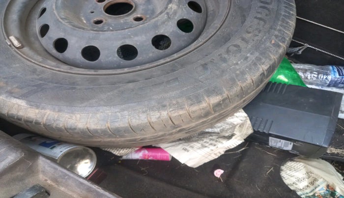 2011 Hyundai i20 MAGNA 1.4 CRDI, Diesel, Manual, 1,30,551 km, tyre