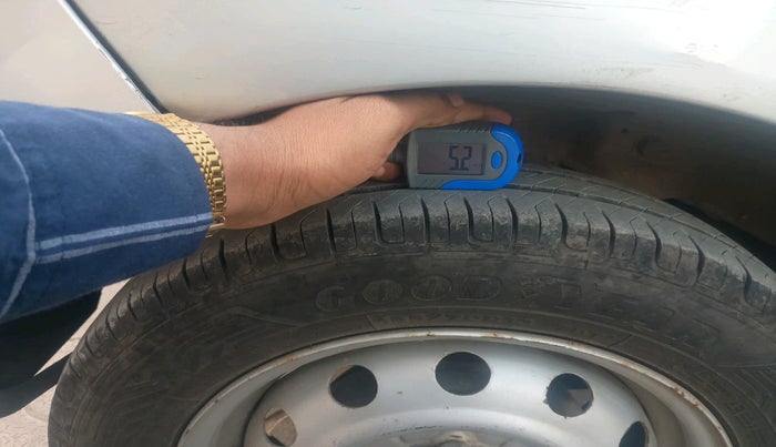 2018 Hyundai Eon ERA +, Petrol, Manual, 72,105 km, tyre