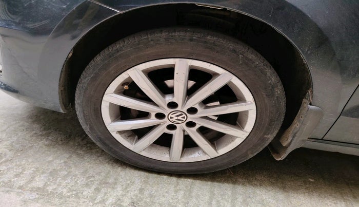 2018 Volkswagen Vento HIGHLINE PLUS 1.5 AT 16 ALLOY, Diesel, Automatic, 1,03,865 km, tyre