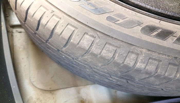 2017 Hyundai Creta SX PLUS AT 1.6 DIESEL, Diesel, Automatic, 2,13,967 km, tyre