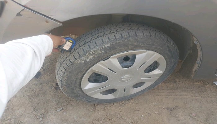 2016 Maruti Wagon R 1.0 VXI, Petrol, Manual, 39,952 km, tyre