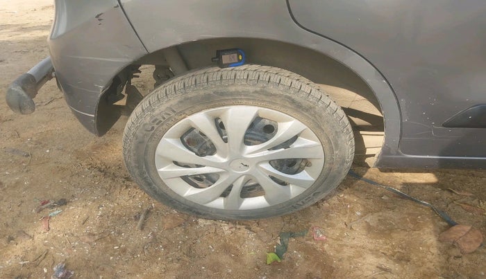 2016 Maruti Wagon R 1.0 VXI, Petrol, Manual, 39,952 km, tyre